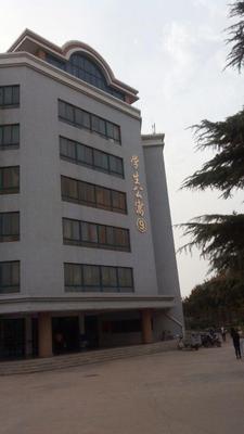 学校公寓及教学楼金属字1